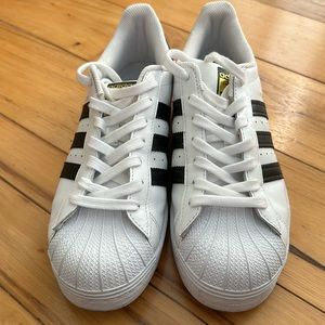 Adidas superstar tennis shoes